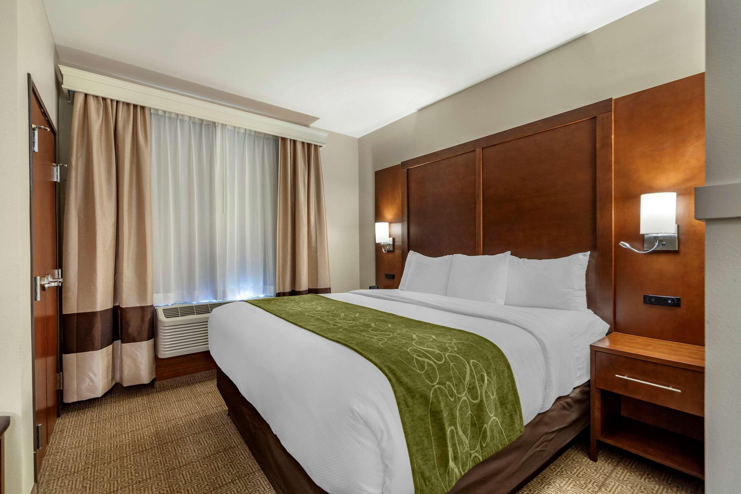 Comfort Suites Гранд Айлънд Екстериор снимка