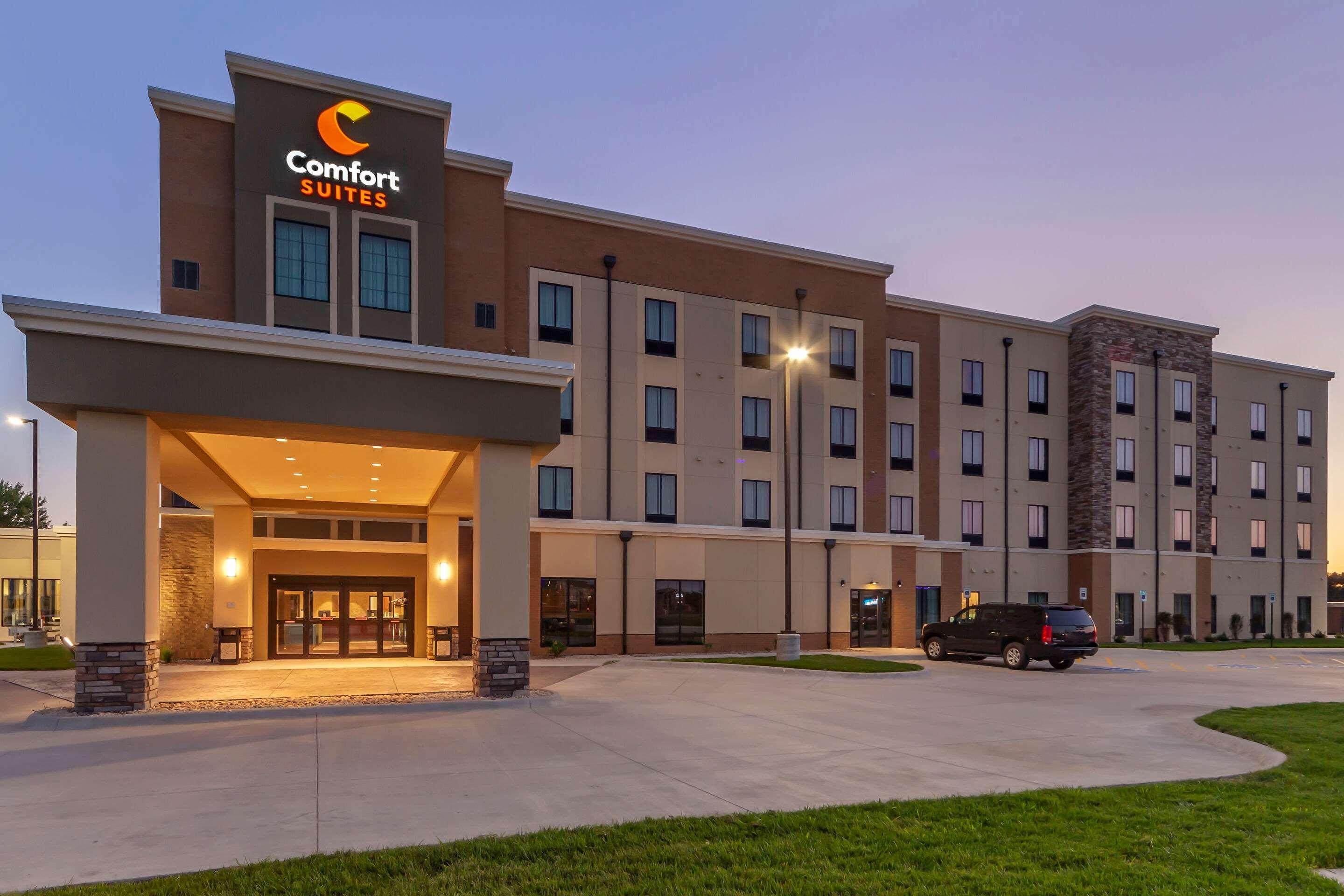 Comfort Suites Гранд Айлънд Екстериор снимка